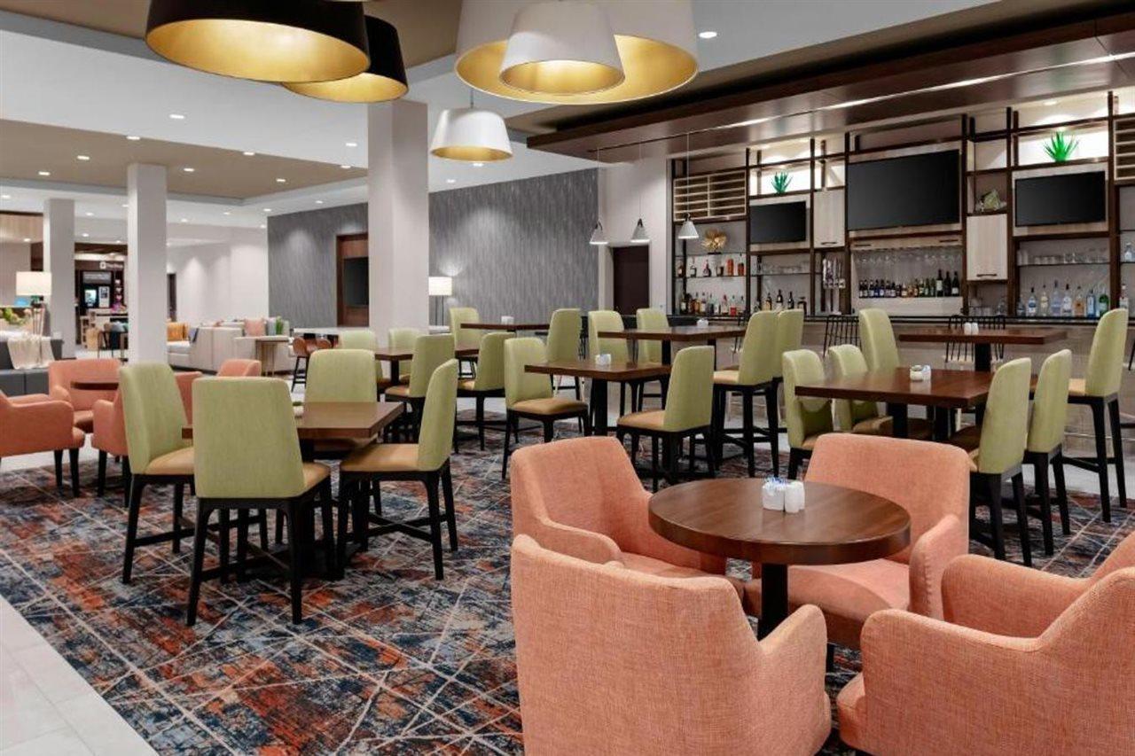 Hilton Garden Inn Chandler Downtown Exterior foto